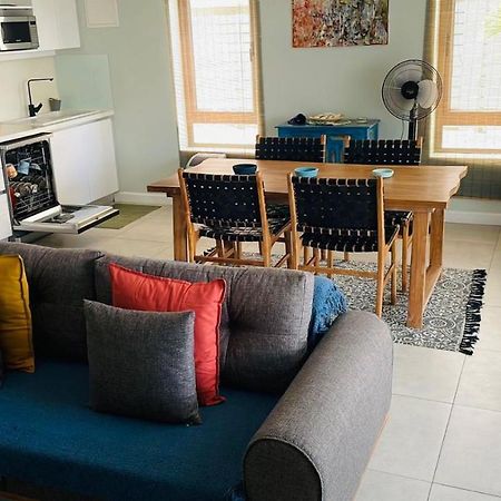Beachcove Apartment 2 Pereybere Beach Eksteriør billede