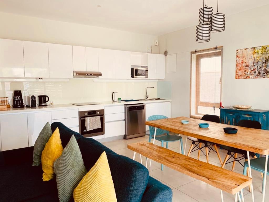 Beachcove Apartment 2 Pereybere Beach Eksteriør billede