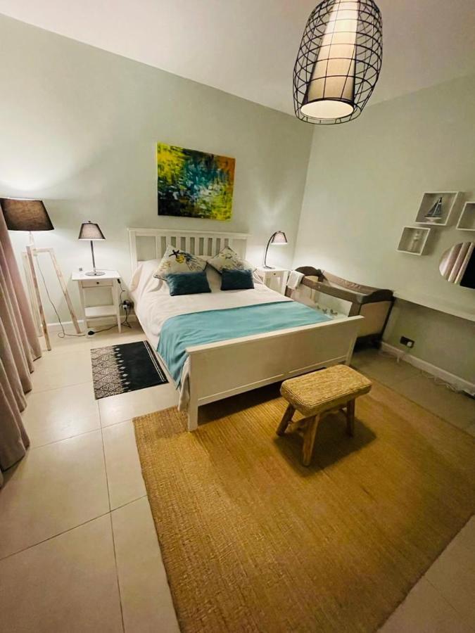 Beachcove Apartment 2 Pereybere Beach Eksteriør billede